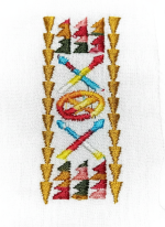 La elección ideal para los más pequeños del hogar. Este adorable conjunto de dos piezas está diseñado pensando en la piel sensible y la máxima libertad de movimiento de tu bebé. Confeccionado en tejido de algodón/manta ligero y suave, garantiza que se mantenga fresco y cómodo en el clima cálido. La camisa tipo túnica facilita el vestir gracias a su cuello abierto de cordones, y el pantalón tiene una cintura elástica muy suave, perfecta para el uso de pañal y el juego activo. Un básico fresco y elegante para cualquier evento de día, paseo familiar o bautizo de verano.