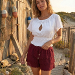 Short Greca Vinotinto Hindú Tabita