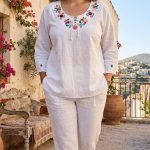 Blusa XL Blanca Bordada Hindú Cerrada Manga 3/4 R.3570
