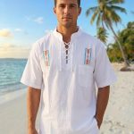 Camisa Blanca Cordón Bordada Manga Corta Tabita R.3356