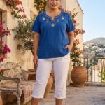 Blusa XL Azul Rey Bordada Hindú Cerrada