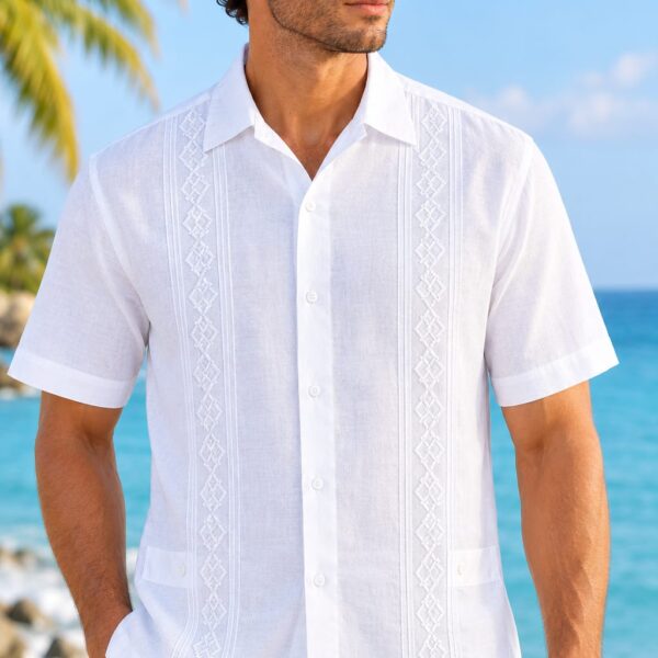 Guayabera Blanca Bordada Manga Corta Cuello Corbata Tabita